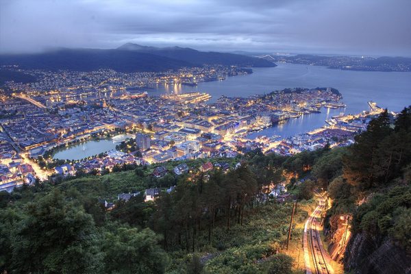 Singles in Bergen: view of the city